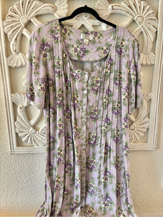 CDC Dresses & Skirts - 90’s CDC Lavender Floral Button-Front Dress either Tie Back 😍